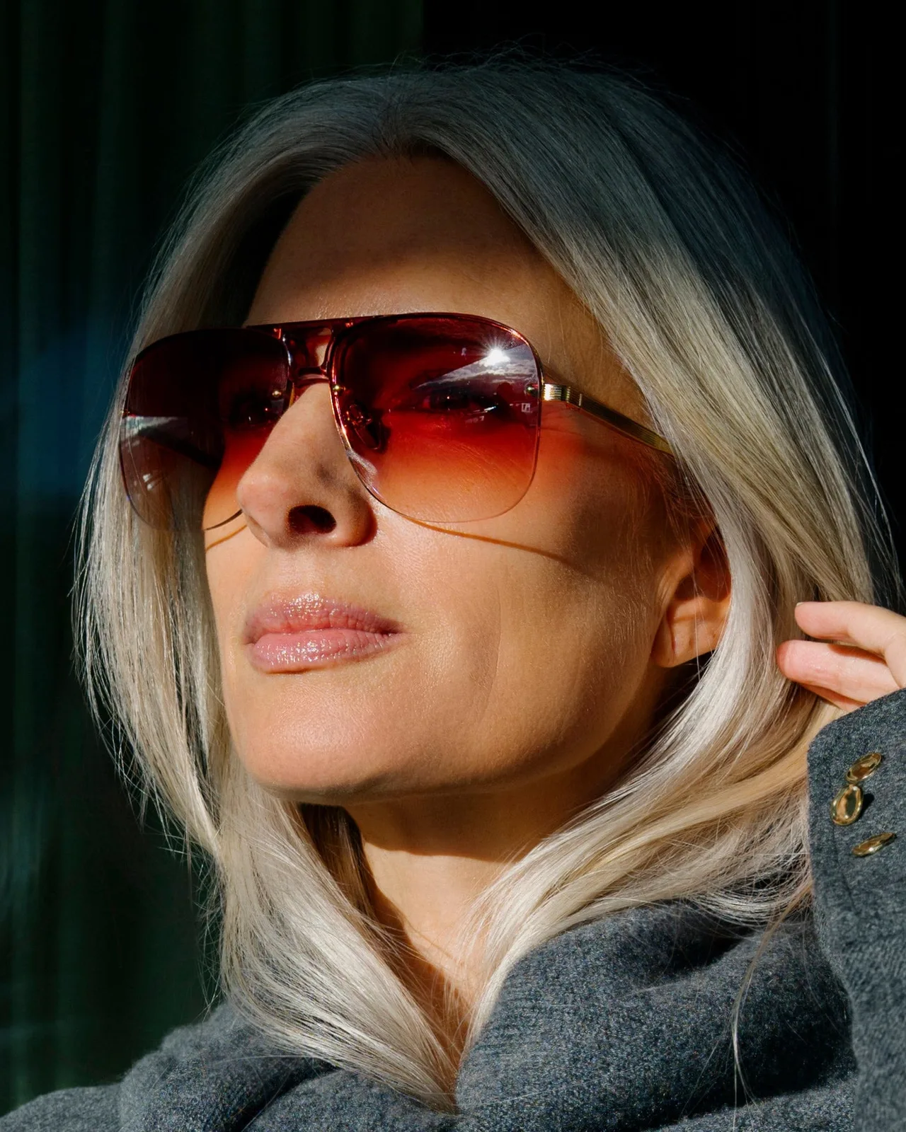 Campaña de gafas Linda Farrow