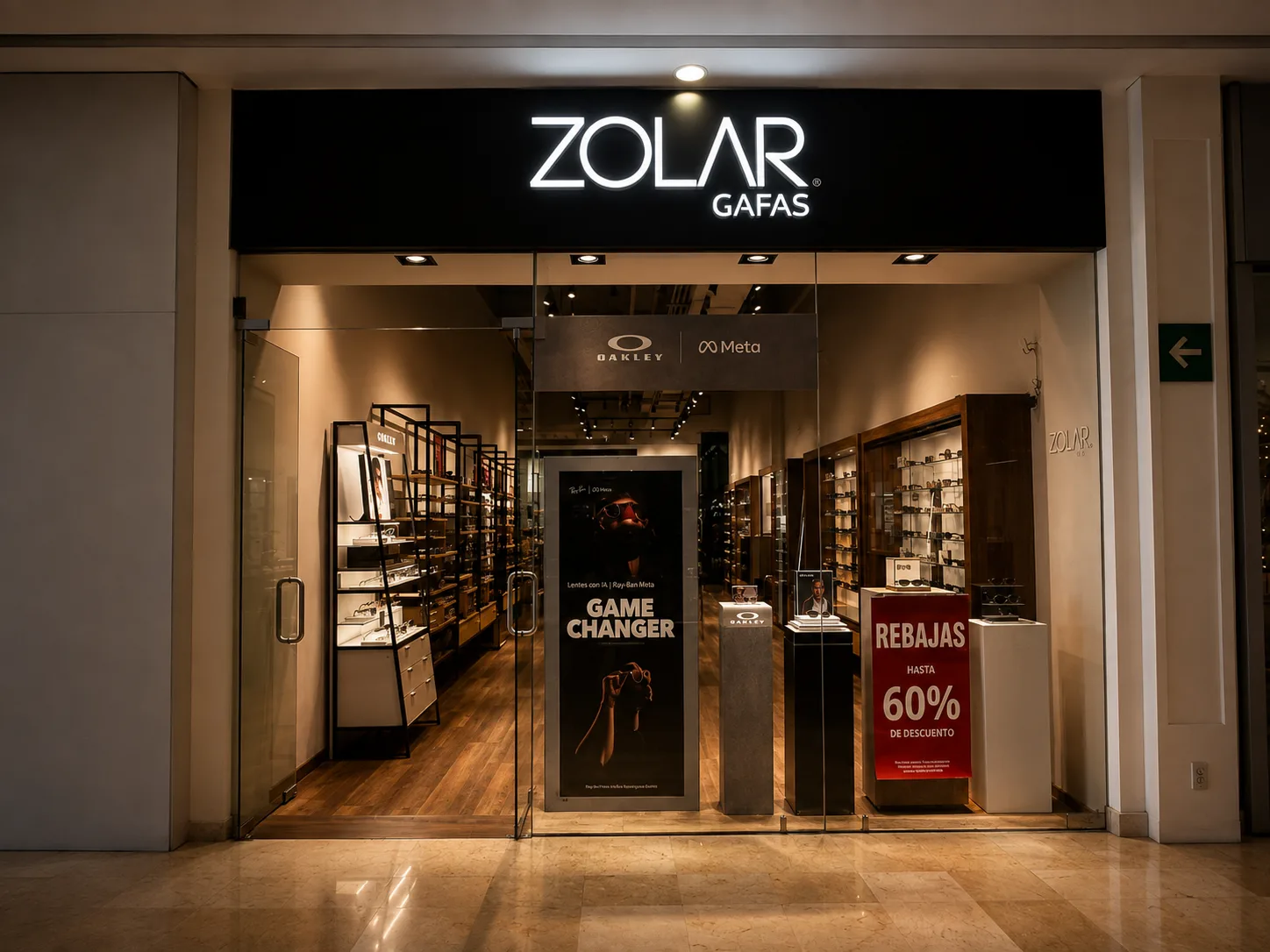 Interior de la tienda Zolar en Plaza Galerías Guadalajara, Guadalajara