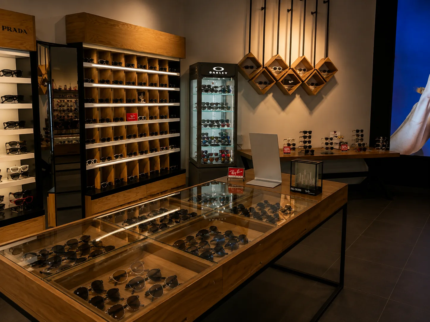 Interior de la tienda Zolar en La Perla, Guadalajara